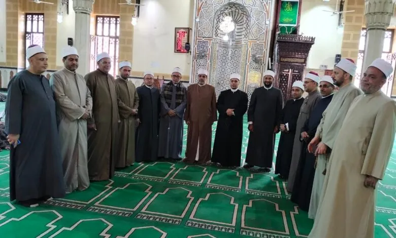 تسيير قافلة الأزهر والأوقاف إلى محافظاتي (الأقصر – كفر الشيخ