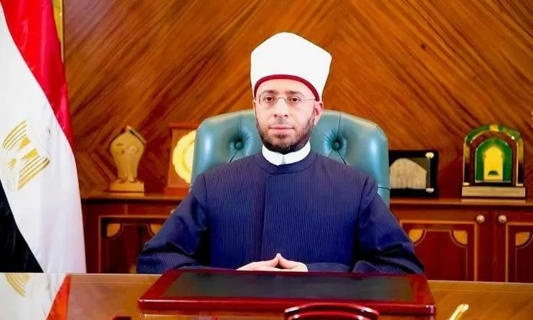 وزير الأوقاف ينعى والد فضيلة الشيخ على الدين أبو عوض