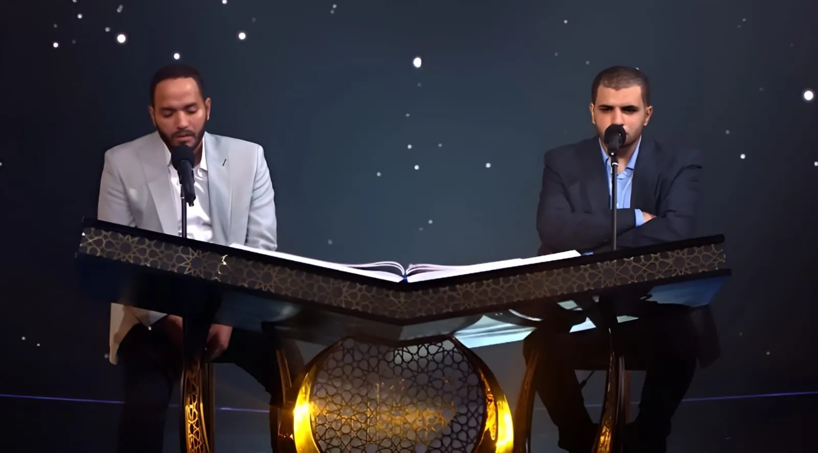 صوتان يتنافسان على جمال وروعة التلاوة في «دولة التلاوة»
