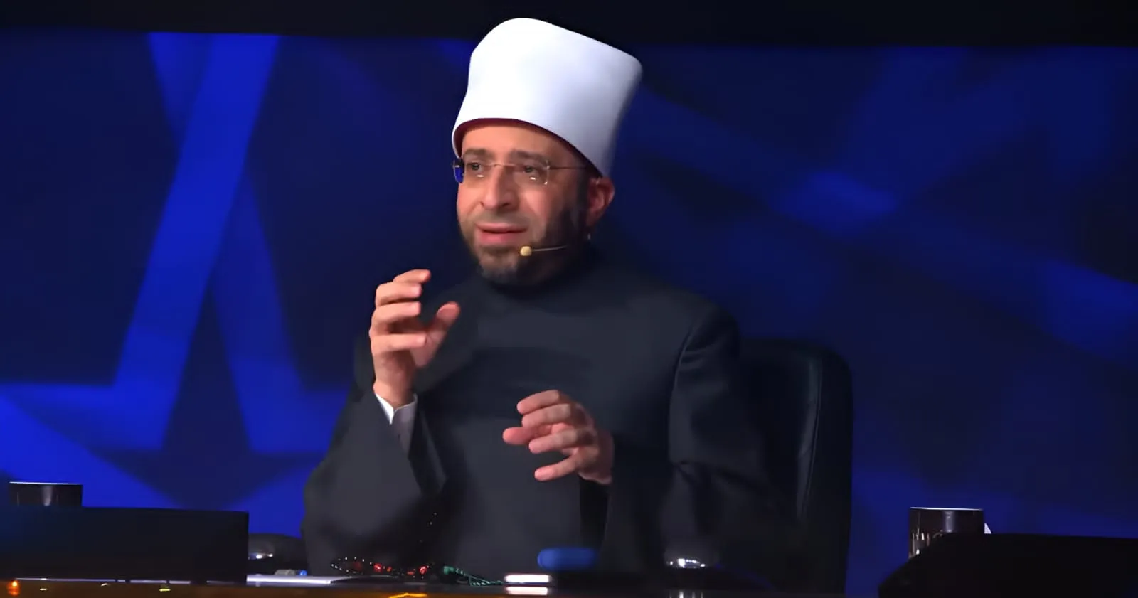 وزير الأوقاف في برنامج دولة التلاوة المقامات علم وليس غناء