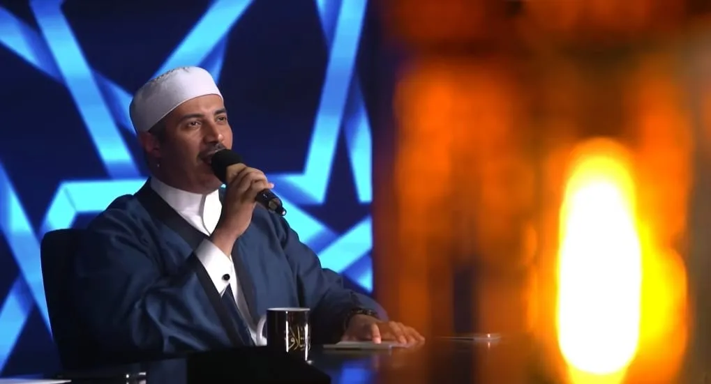 إبداع الشيخ جابر بغدادي مع المتسابق عمر ناصر في مدح النبي ﷺ