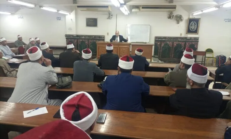 انطلاق فعاليات الدورة التخصصية للأئمة والمفتشين بالمركز الرئيسي للتدريب بمسجد النور