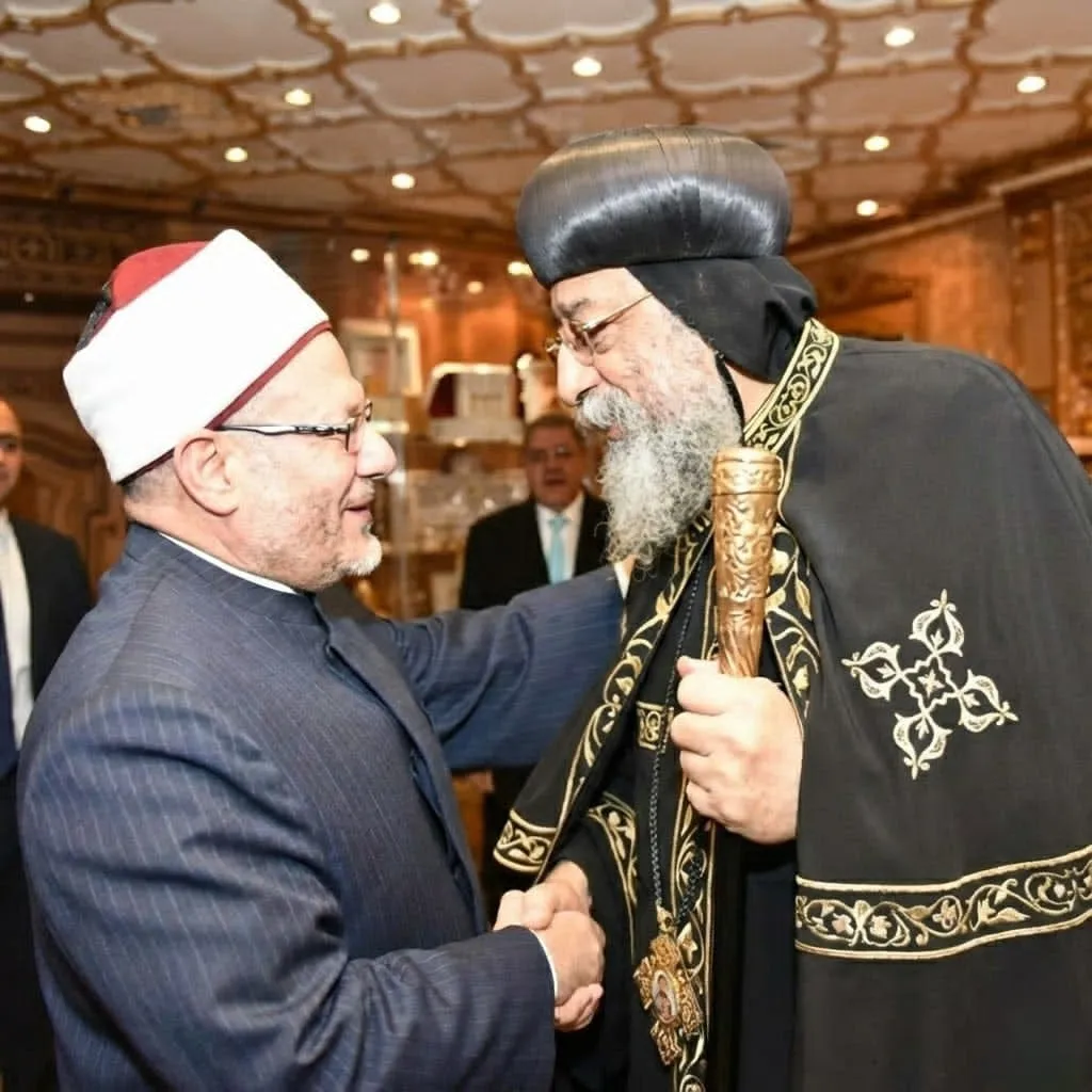 مشاركة غير المسلمين في الاحتفال برأس السنة الميلادية