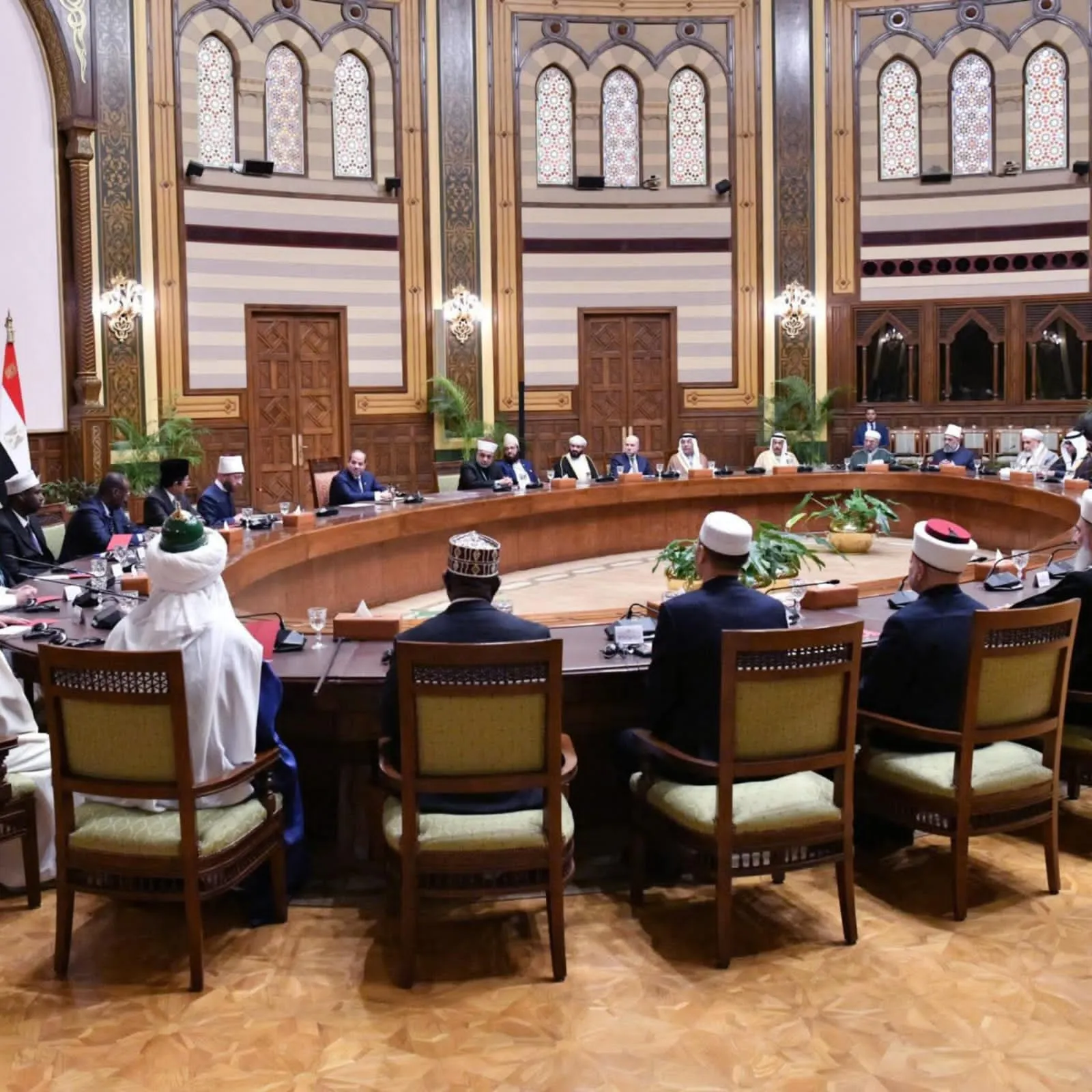 الرئيس عبد الفتاح السيسي يستقبل الوزراء ومفتي الدول ورؤساء المجالس والهيئات الإسلامية المشاركين في المؤتمر الدولي السادس والثلاثين للمجلس الأعلى للشئون الإسلامية