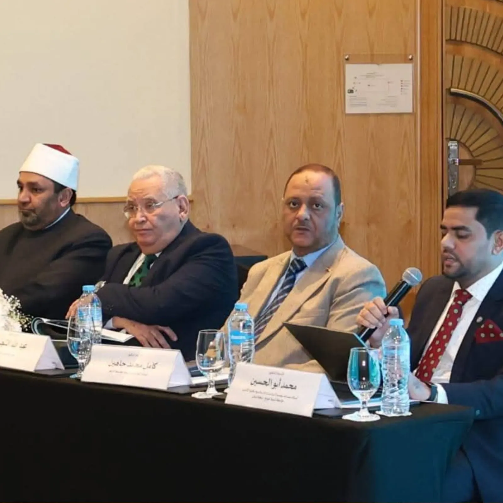 الجلسة العلمية الثالثة لمؤتمر المجلس الأعلى للشئون الإسلامية السادس والثلاثين