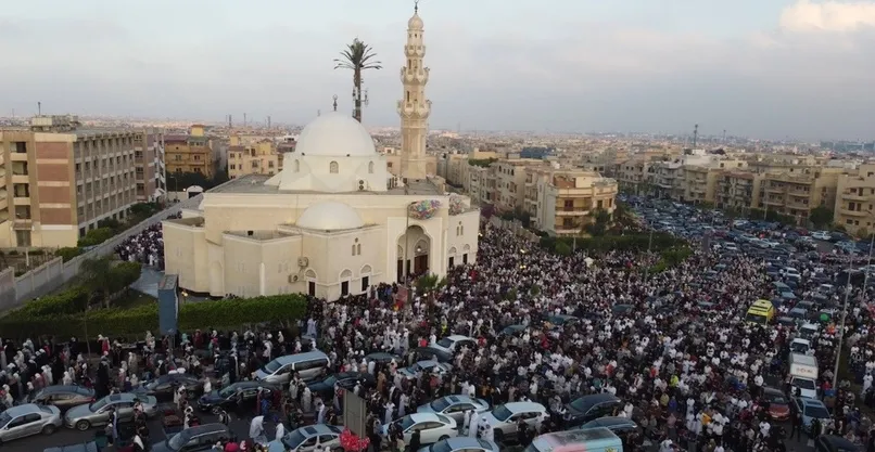 مسجد السيدة فاطمة الشربتلي بالتجمع الخامس القاهرة