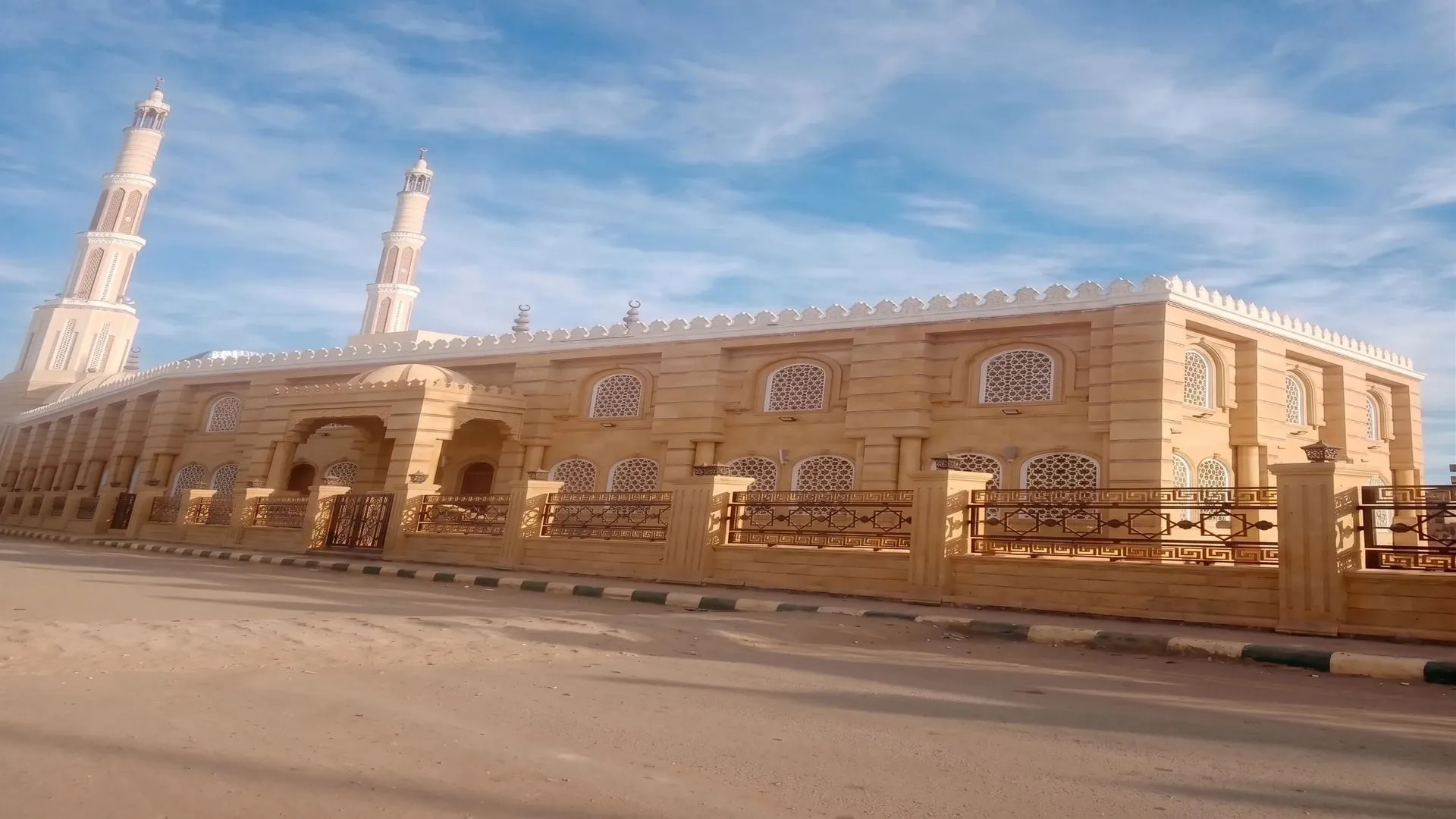 مسجد التواب الرحيم بمدينة موط